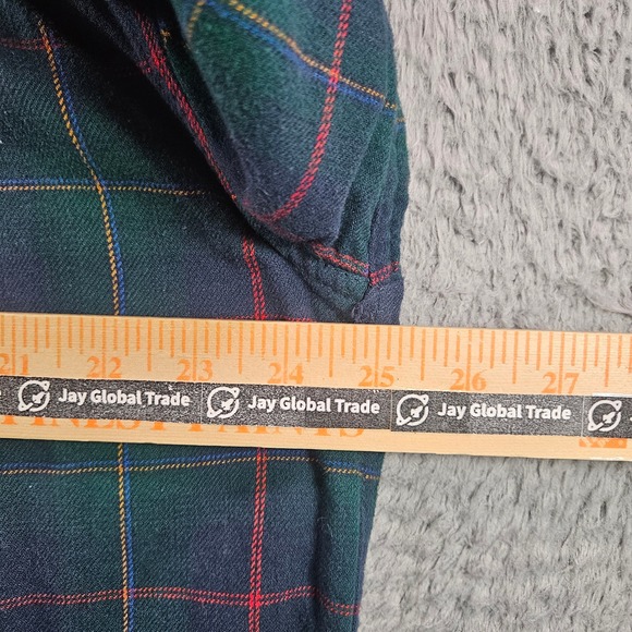 Legendary Whitetails Mens Plaid Flannel Shirt Long Sleeve Button Up Size XL - Picture 8 of 10